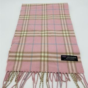Cashmere scarf. Pink plaid